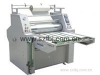 自動(dòng)貼膜機(jī)