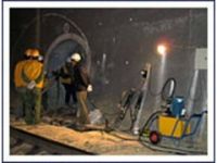 液壓劈裂槍挖掘隧道分裂巖石安全可靠，性能穩(wěn)定