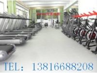 專業(yè)健身房地板膠、萬奧健身房塑膠地板廠家、健身房地墊膠