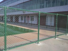 广西桂林篮球场围网 山东济宁篮球场隔离网 大庆球场隔离网