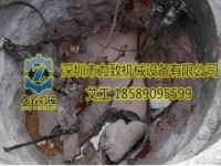 人工挖樁代替風(fēng)鎬機(jī)械快速打碎巖石機(jī)器