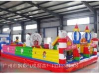 云南充氣淘氣包定做蕪湖充氣迪士尼樂園定做足球場(chǎng)定做充氣通道
