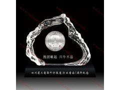 汉中水晶工艺礼品摆件  水晶镶银币定制厂家
