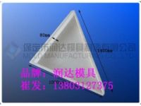 鑲邊石護(hù)坡模具 四孔草坪磚模具