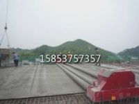 大連市三輥軸攤鋪機兩滾筒水泥滾子震動梁