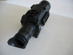 惠州专卖 新款小巧型红外热成像仪瞄准镜 打猎专用