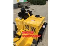 方向盤振動壓實機 駕駛型瀝青震動碾浩鴻應(yīng)該是您的首選