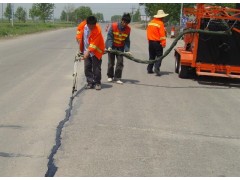 滨州路面裂缝灌缝胶延长道路使用年限