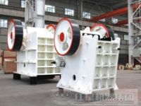 破碎機中用于粗碎作業(yè)的顎式破碎機