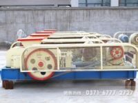 破碎機(jī)中對(duì)輥式破碎機(jī)運(yùn)行過(guò)程中應(yīng)注意的問(wèn)題