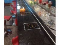 自助旋轉(zhuǎn)小火鍋不銹鋼傳送帶銷(xiāo)售價(jià)格