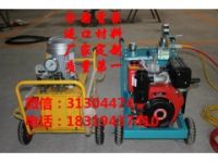 液壓分裂機(jī)代替膨脹劑分解巖石地基