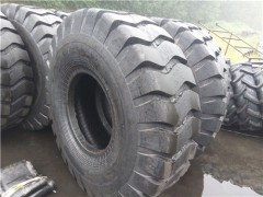 厂家供应 工程轮胎18.00-25铲车轮胎.三保质量