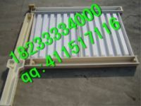 水泥預(yù)制圍墻壓頂  海鷗型護(hù)欄模具