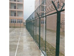 厂家可来图定做金属铁丝防爬护栏网监狱机场钢网墙耐牢耐磨护栏网