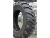 供應(yīng)14.9-28人字花紋農(nóng)用機(jī)輪胎