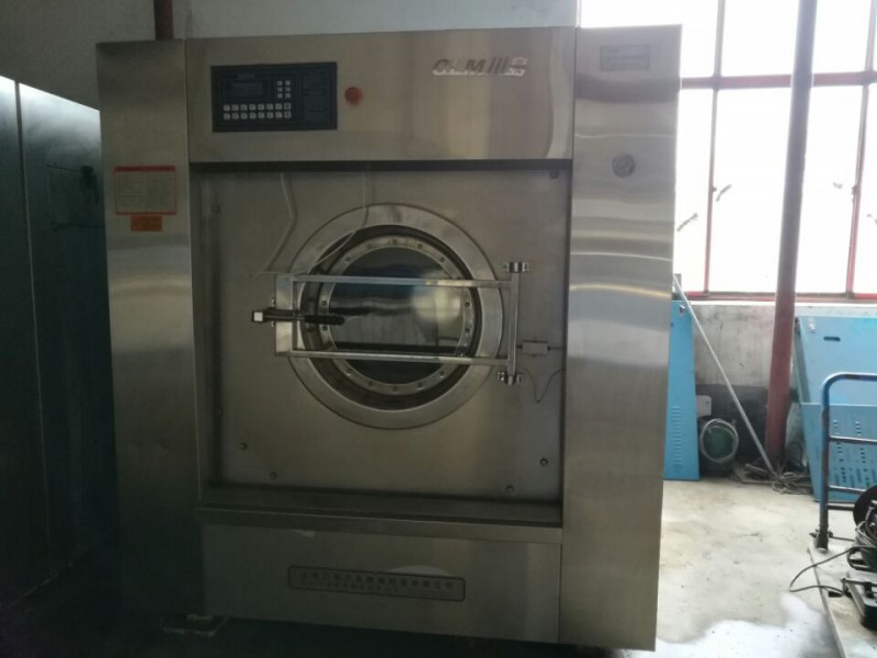 包头处理一套水洗厂设备，二手100公斤大型洗衣机