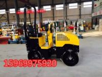工作靈活的小型壓實機 2噸座駕式壓土機不服來戰(zhàn)