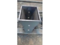 高速隔離墩模具_(dá)振通模具