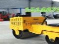 小型雙輪壓路機駕駛型震動軋道機型號多種多樣