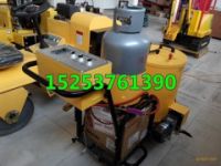 操作安全馬路瀝青灌縫機(jī)路面不規(guī)則裂縫修補(bǔ)機(jī)陽泉市