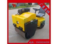 東源小型工程壓路機(jī)廠家柴油雙鋼輪振動(dòng)座駕式壓實(shí)機(jī)直銷(xiāo)