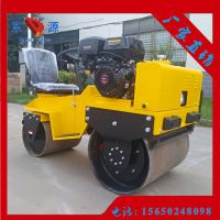 小型座駕壓路機(jī)09