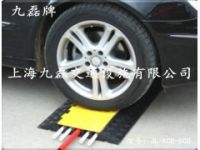 橡膠電纜壓線板_五槽橡膠電纜壓線板_車間地面橡膠電纜壓線板