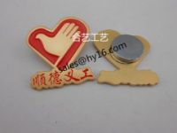 愛心志愿者標志徽章，上?；照聫S家專業(yè)定制各種工藝徽章、勛章