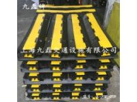 電纜橡膠壓線板,生產(chǎn)電纜橡膠壓線板廠家,電纜橡膠壓線板價(jià)格